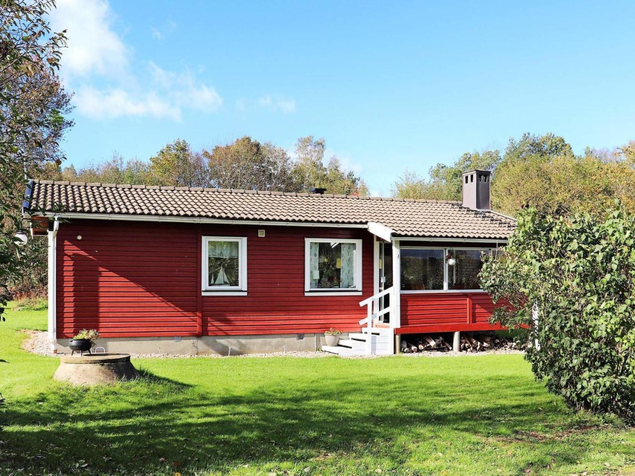 4 Person Holiday Home In Vessigebro Eksteriør bilde